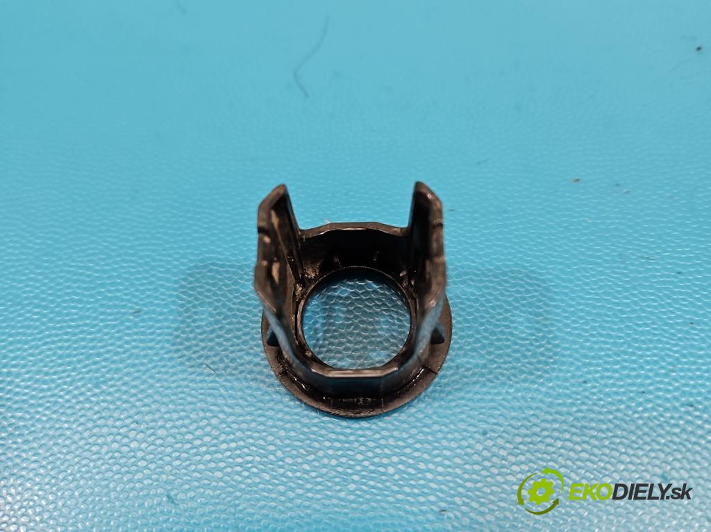 Nissan X-trail III T32 2013-2021 1.6 dci 131 HP automatic 96 kW 1598 cm3 5- Upevnenie: 285334CLOA