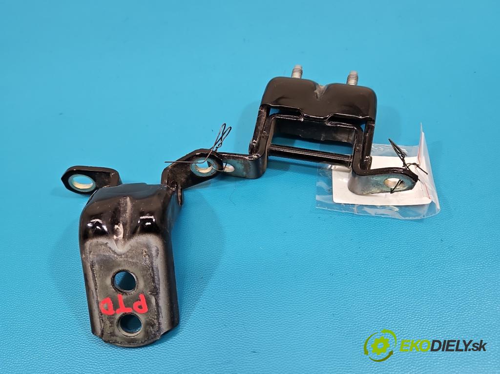 Nissan X-trail III T32 2013-2021 1.6 dci 131 hp automatic 96 kW 1598 cm3 5- Závěs: dveře zadní pravý