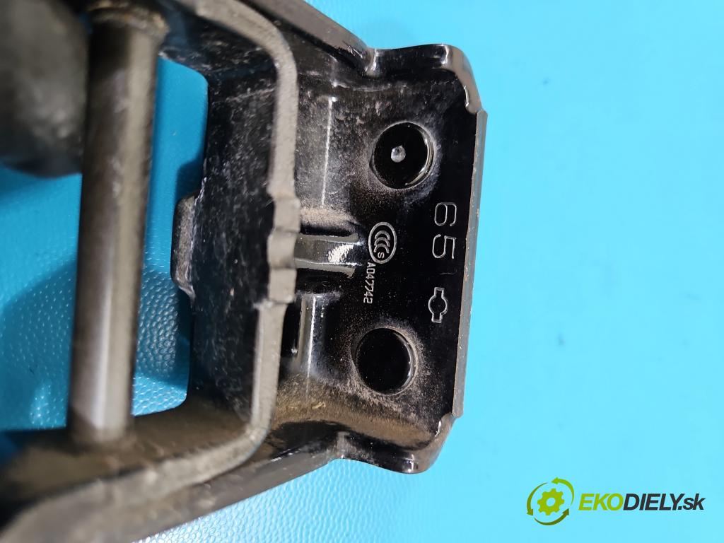 Nissan X-trail III T32 2013-2021 1.6 dci 131 hp automatic 96 kW 1598 cm3 5- Závěs: dveře zadní pravý