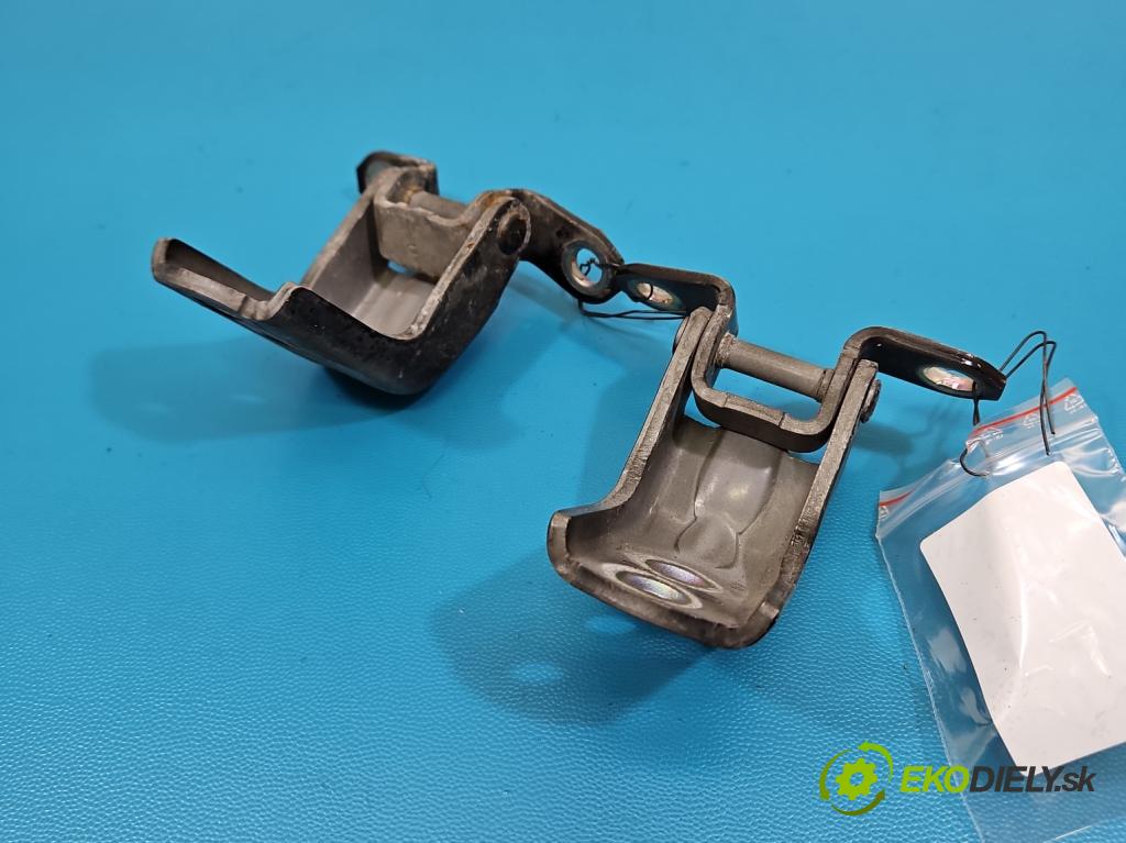 Nissan X-trail III T32 2013-2021 1.6 dci 131 hp automatic 96 kW 1598 cm3 5- Závěs: dveře přední levý 