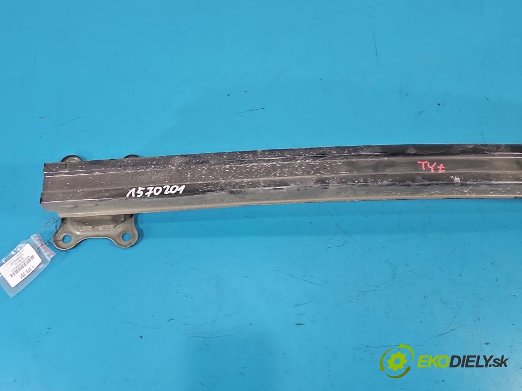 MG MG3  24- 1.5 16V 102 HP automatic 75 kW 1498 cm3 5- výstuha nárazník zadné