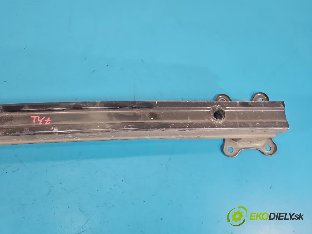 MG MG3  24- 1.5 16V 102 HP automatic 75 kW 1498 cm3 5- výstuha nárazník zadné