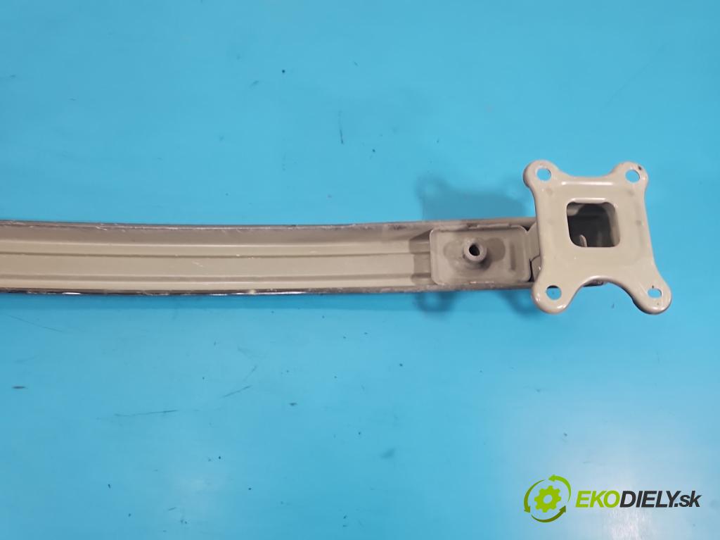 MG MG3  24- 1.5 16V 102 HP automatic 75 kW 1498 cm3 5- výstuha nárazník zadné