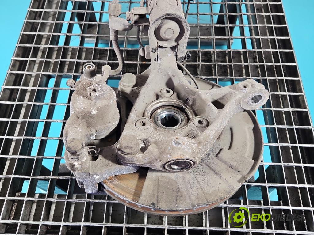 MG MG3  24- 1.5 16V 102 HP automatic 75 kW 1498 cm3 5- náboj pravé  (Náboj kolesa)