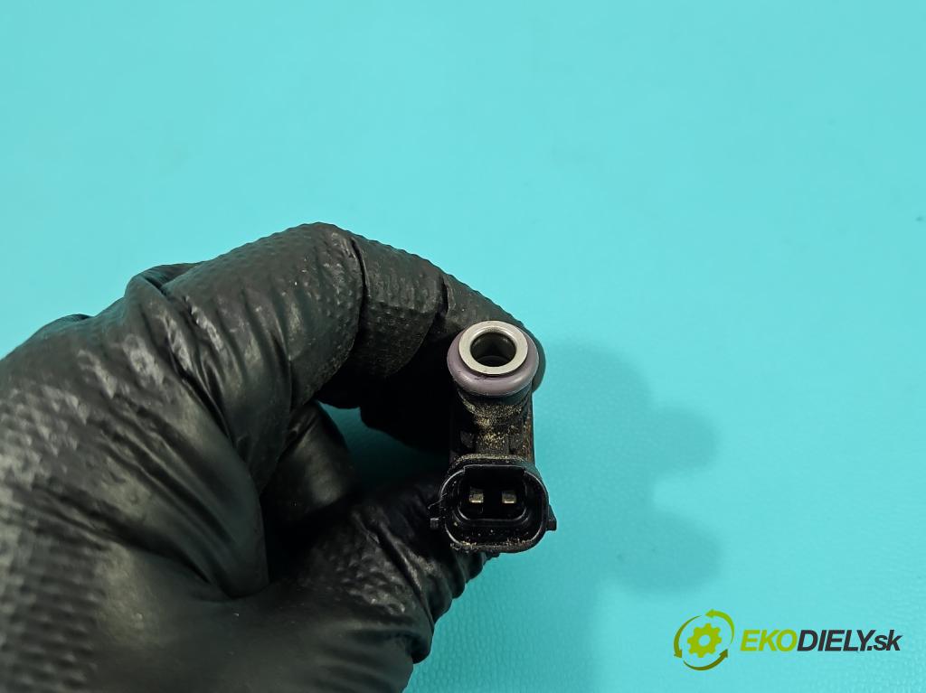 Skoda Fabia III 2014- 2021 1.0 MPI 60 hp manual 44 kW 999 cm3 5- vstřikovač  (Vstřikovač paliva)