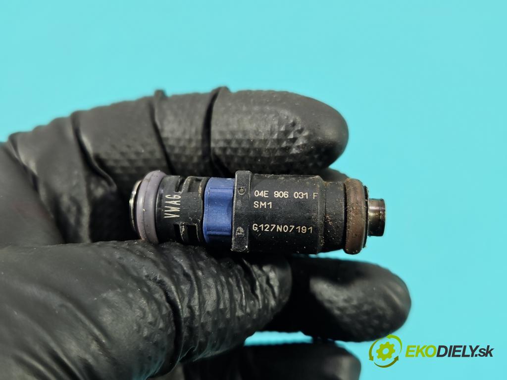 Skoda Fabia III 2014- 2021 1.0 MPI 60 HP manual 44 kW 999 cm3 5- vstrek 04E906031F (Vstrekovač paliva)