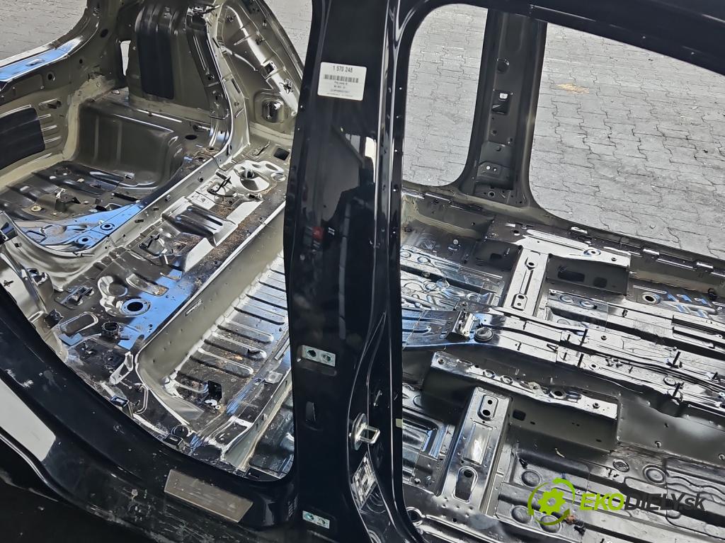 MG MG3  24- 1.5 16V 102 hp automatic 75 kW 1498 cm3 5- práh pravý  (Karoserie ostatní)