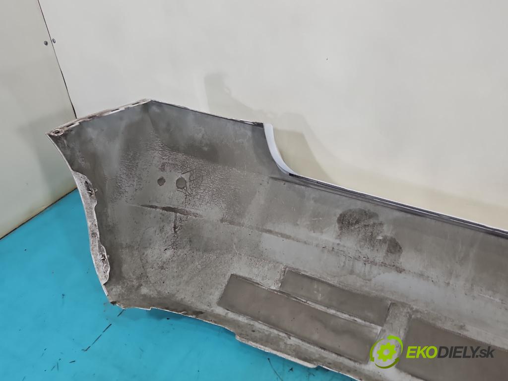 Skoda Fabia III 2014- 2021 1.0 MPI 60 HP manual 44 kW 999 cm3 5- nárazník zadné  (Kľučka dverí ostatné)