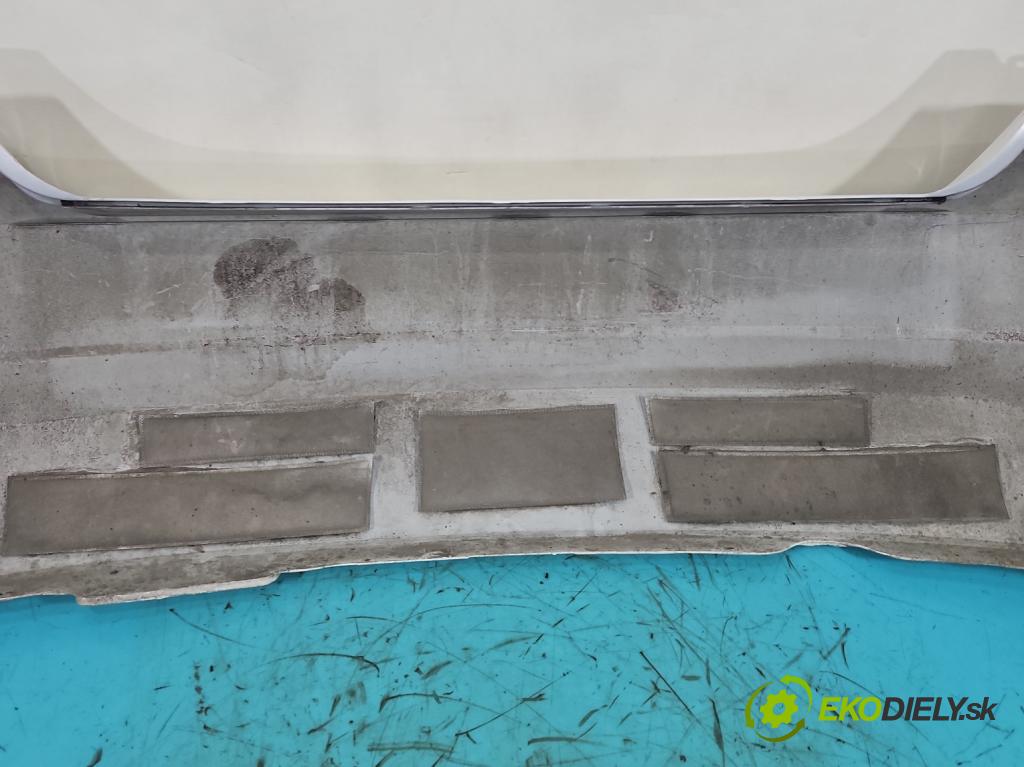 Skoda Fabia III 2014- 2021 1.0 MPI 60 HP manual 44 kW 999 cm3 5- nárazník zadné  (Kľučka dverí ostatné)