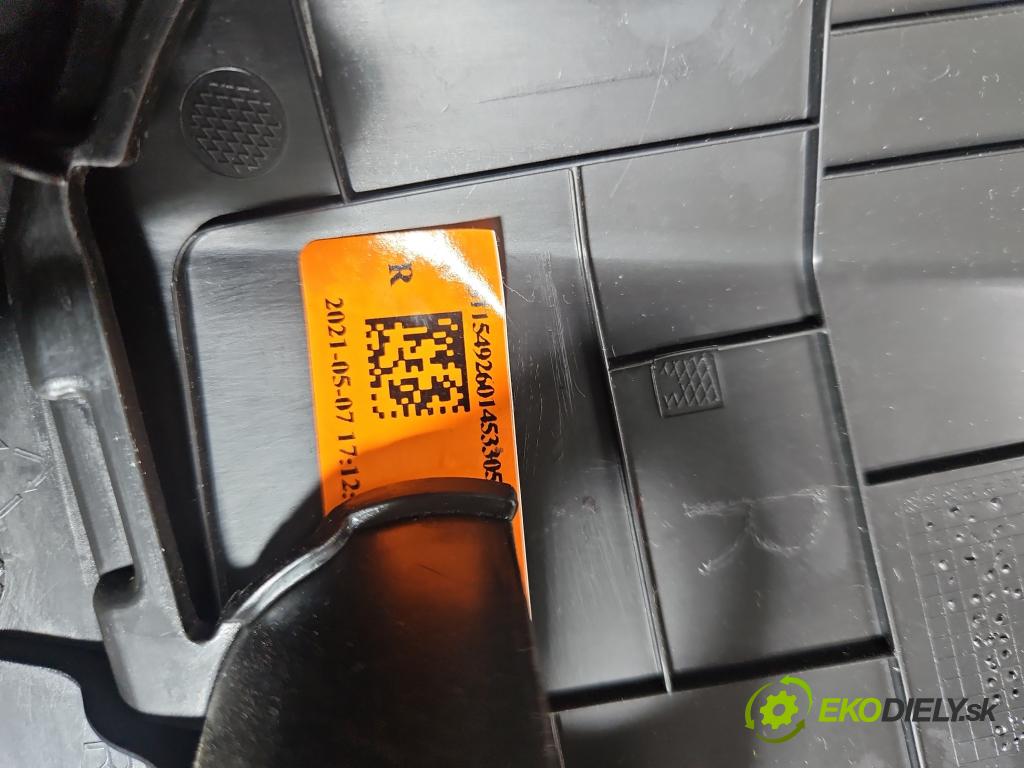 Renault Clio V 2019- 1.0 91KM automatic 67 kW 999 cm3 5- kryt plastová 769174551R