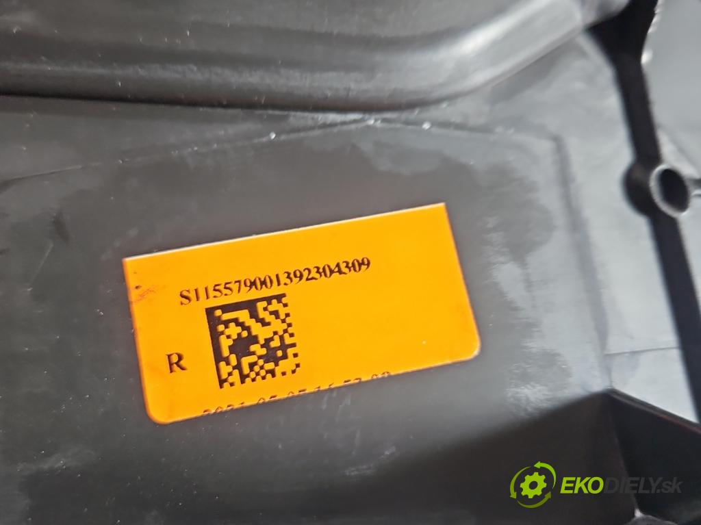 Renault Clio V 2019- 1.0 91KM automatic 67 kW 999 cm3 5- kryt plastová 769174551R