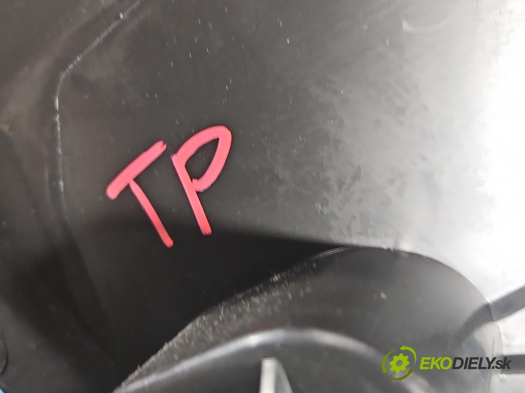 Renault Clio V 2019- 1.0 91KM automatic 67 kW 999 cm3 5- kryt plastová 769174551R