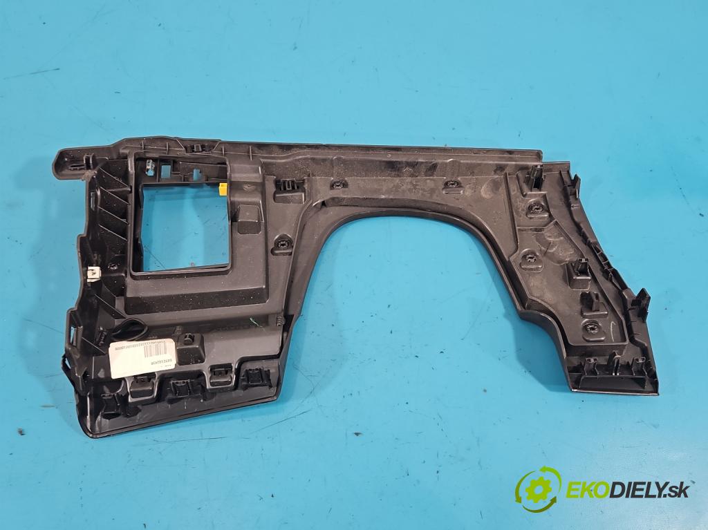 Renault Clio V 2019- 1.0 91KM automatic 67 kW 999 cm3 5- kryt plastová 2143240X