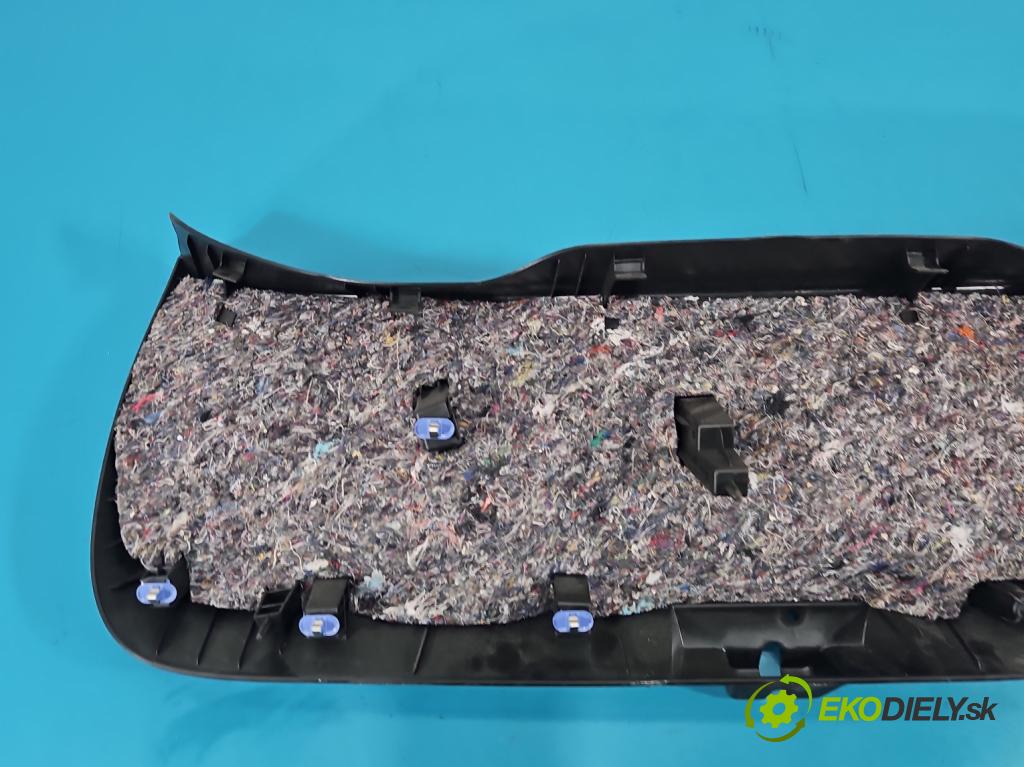 Renault Clio V 2019- 1.0 91 KM automatic 67 kW 999 cm3 5- Čalounictví: kufrové dvere S115468700
