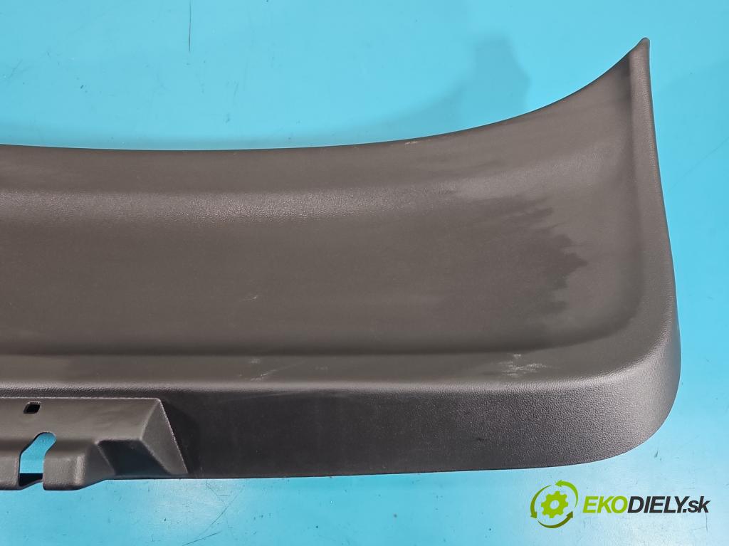 Renault Clio V 2019- 1.0 91 KM automatic 67 kW 999 cm3 5- Čalounictví: kufrové dvere S115468700