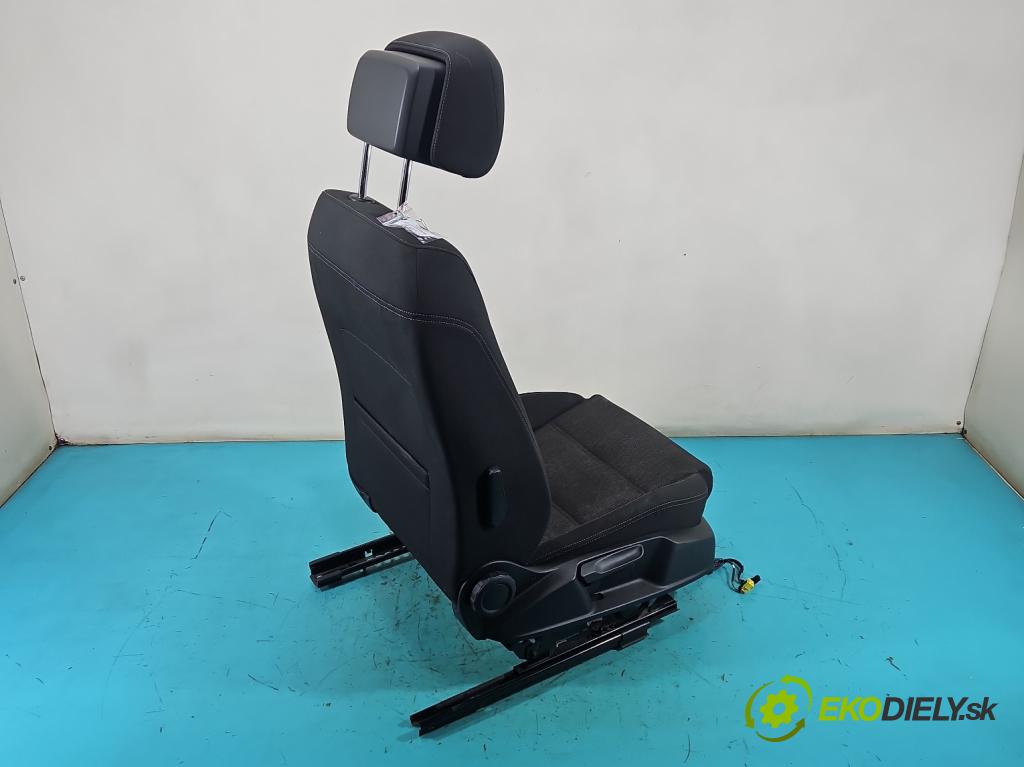 Vw Passat B8 2014 - 2.0 tdi 150 HP automatic 110 kW 1968 cm3 5- Sedačka pravý  (Sedadlo)