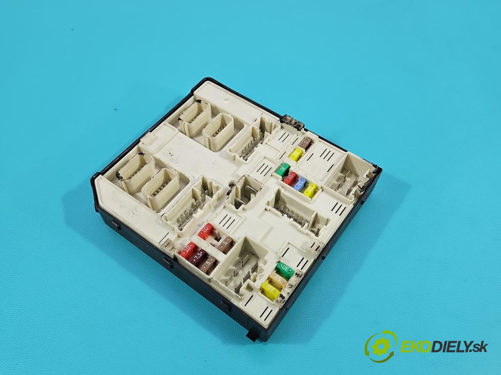 Renault Master III 2010-2024 2.3 dci 131 HP manual 96 kW 2299 cm3 5- riadiaca jednotka ostatné 284B66852R