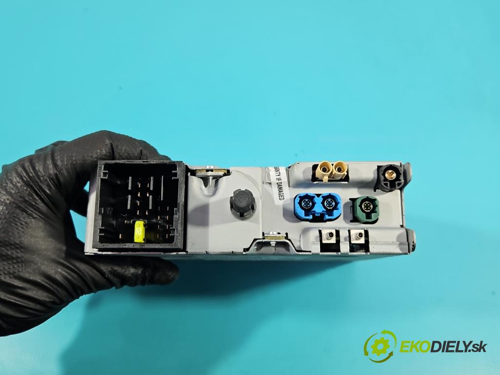 Citroen C3 III 2016-2024 1.2 12V 110 HP manual 81 kW 1199 cm3 5- Radio originál 9846282480