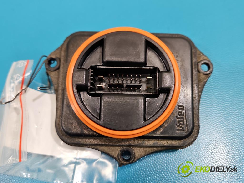 Vw Passat B8 2014 - 2.0 tdi 150 HP automatic 110 kW 1968 cm3 5- střídač: xenon 3G0941329 (Riadiaca jednotka xenónu)