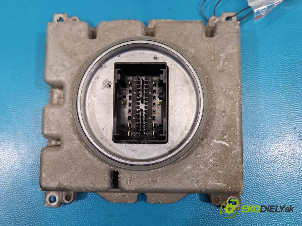 Vw Passat B8 2014 - 2.0 tdi 150 hp automatic 110 kW 1968 cm3 5- měnič xenon 7PP941572AB (Řídící jednotka xenonu)