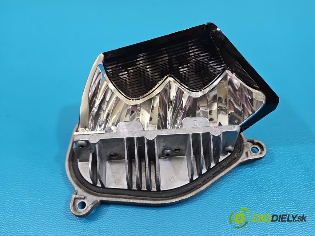 Vw Passat B8 2014 - 2.0 tdi 150 HP automatic 110 kW 1968 cm3 5- modul lampy: A153070071753