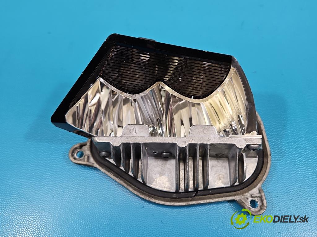 Vw Passat B8 2014 - 2.0 tdi 150 HP automatic 110 kW 1968 cm3 5- modul lampy: A153020300252