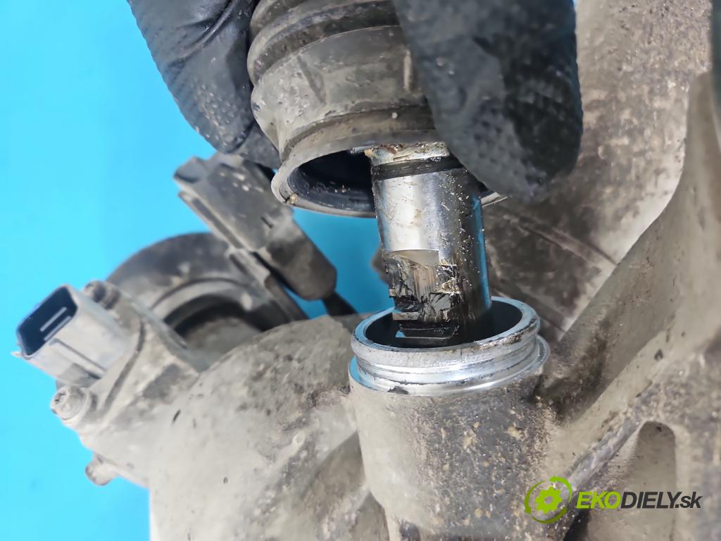 Suzuki SX4 I 2006-2014 1.6 16V M16A 107 HP manual 79 kW 1586 cm3 5- Ozubené kolo: volant 48580-79J50