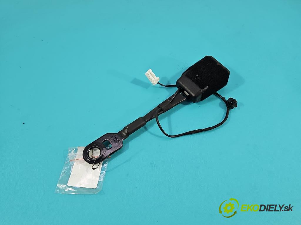 Citroen C3 III 2016-2024 1.2 12V 110 HP manual 81 kW 1199 cm3 5- pas bezpečnosť: predné pravý 6331540E