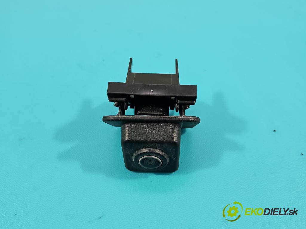 Citroen C3 III 2016-2024 1.2 12V 110 HP manual 81 kW 1199 cm3 5- Kamera cúvania 9809301180