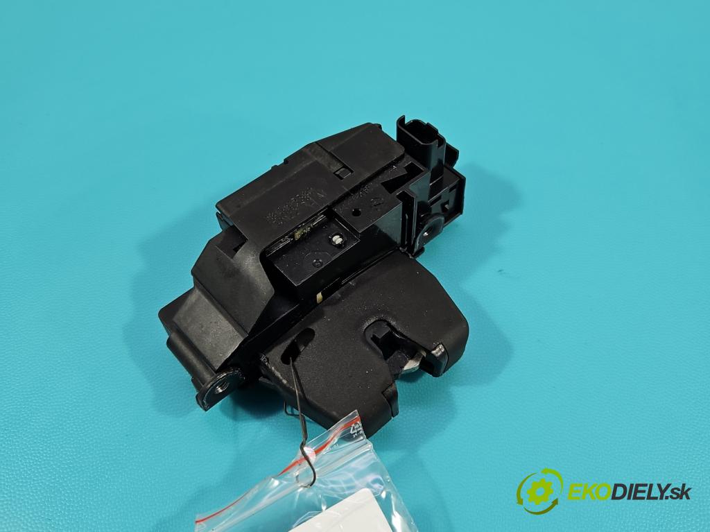 Citroen C3 III 2016-2024 1.2 12V 110 HP manual 81 kW 1199 cm3 5- zámok kufrové dvere zadné 9816195380