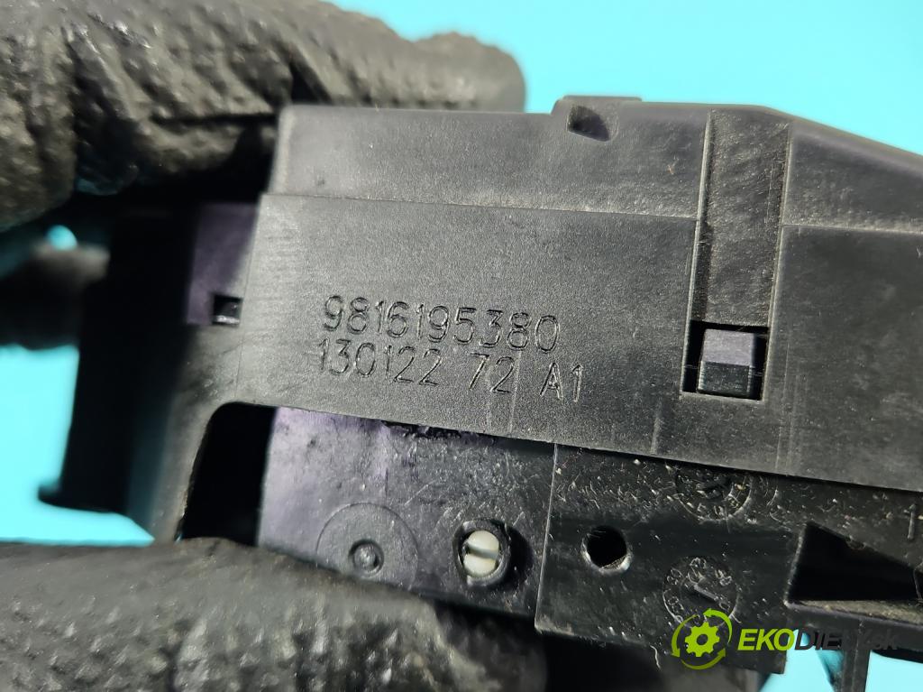 Citroen C3 III 2016-2024 1.2 12V 110 HP manual 81 kW 1199 cm3 5- zámok kufrové dvere zadné 9816195380
