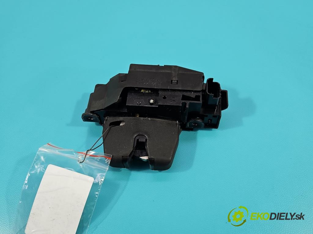 Citroen C3 III 2016-2024 1.2 12V 110 HP manual 81 kW 1199 cm3 5- zámok kufrové dvere zadné 9816195380