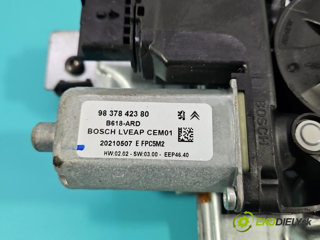 Citroen C3 III 2016-2024 1.2 12V 110 HP manual 81 kW 1199 cm3 5- mechanizmus okna zadné pravý 9837842380