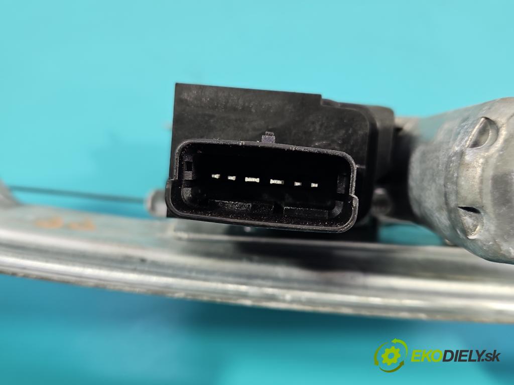 Citroen C3 III 2016-2024 1.2 12V 110 HP manual 81 kW 1199 cm3 5- mechanizmus okna predné pravý 9837841580