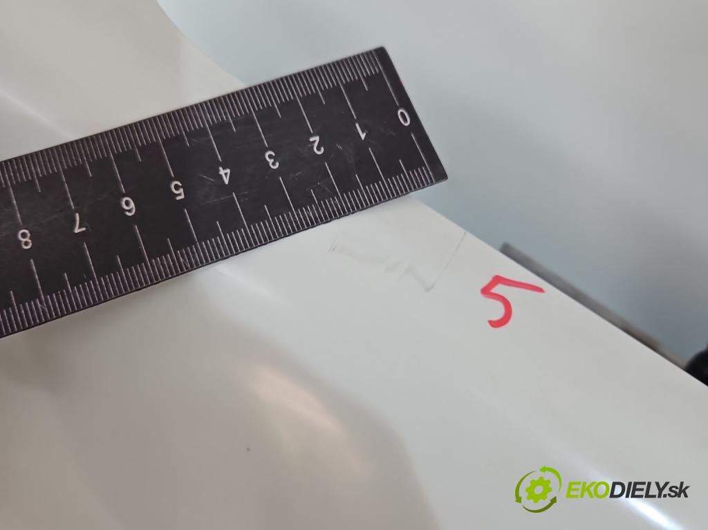 Nissan Qashqai I J10 2006-2013 2.0 dci 150 HP manual 110 kW 1995 cm3 5- blatník predné pravý  (Kľučka dverí ostatné)