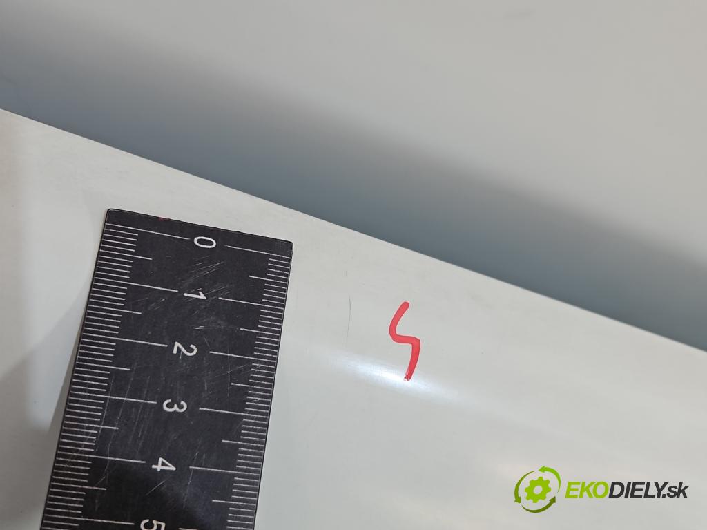 Nissan Qashqai I J10 2006-2013 2.0 dci 150 HP manual 110 kW 1995 cm3 5- blatník predné pravý  (Kľučka dverí ostatné)