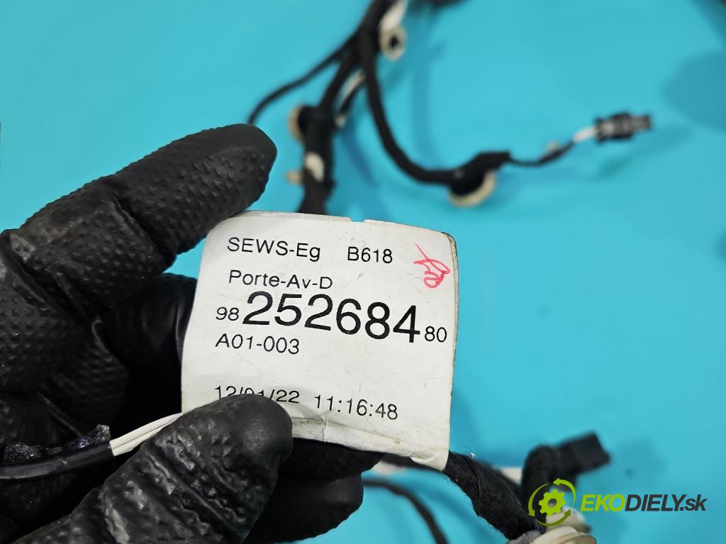 Citroen C3 III 2016-2024 1.2 12V 110 HP manual 81 kW 1199 cm3 5- Zväzok: dvere predné pravých 9825268480