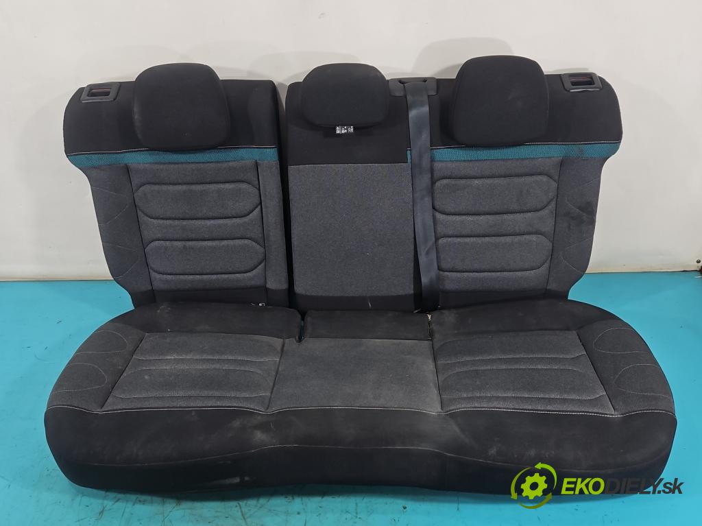 Citroen C3 III 2016-2024 1.2 12V 110 HP manual 81 kW 1199 cm3 5- Pohovka: zadné  (Sedadlo)