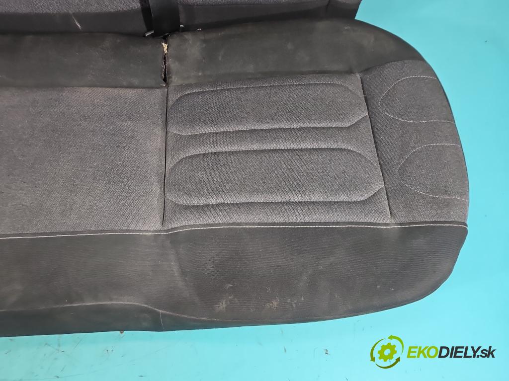 Citroen C3 III 2016-2024 1.2 12V 110 HP manual 81 kW 1199 cm3 5- Pohovka: zadné  (Sedadlo)