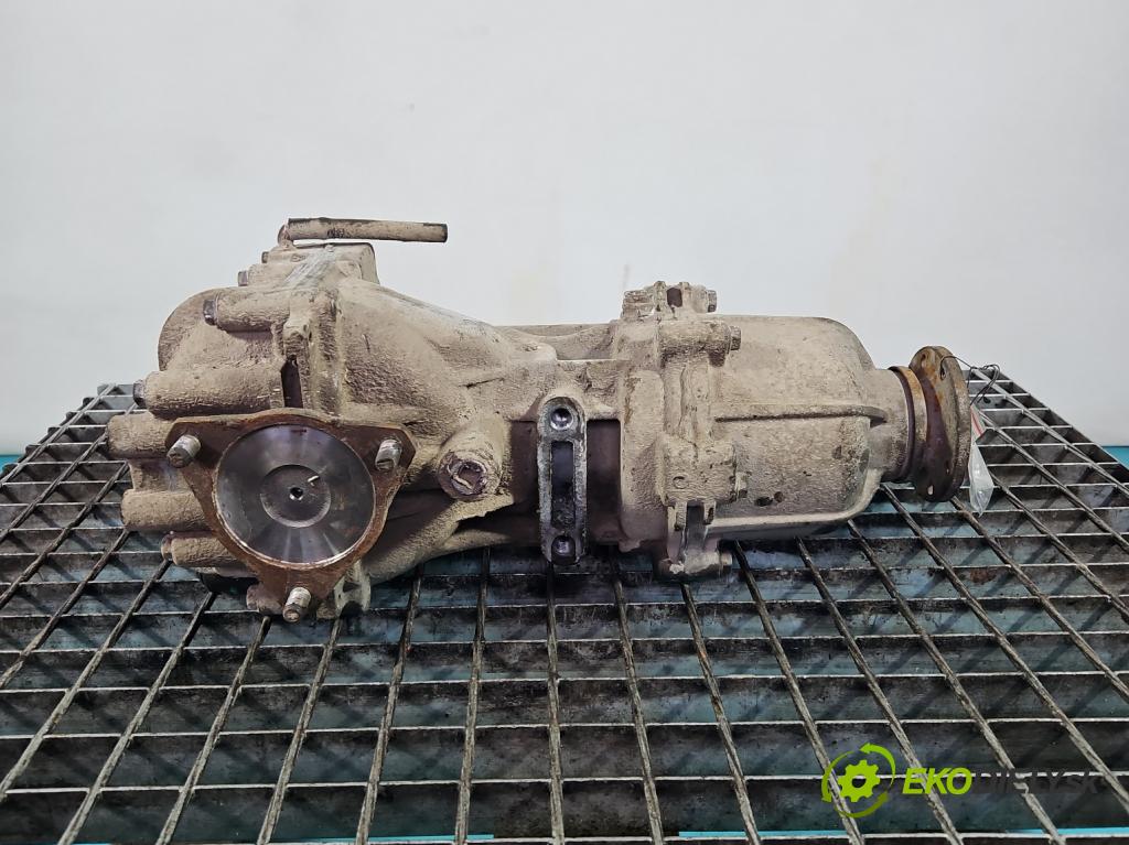 Suzuki SX4 I 2006-2014 1.6 16V M16A 107 HP manual 79 kW 1586 cm3 5- Most: zadní: S1-79J