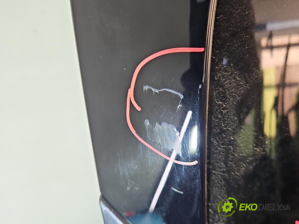 Renault Clio V 2019- 1.0 91 KM automatic 67 kW 999 cm3 5- zadna kufor  (Kapota zadná (kufor))