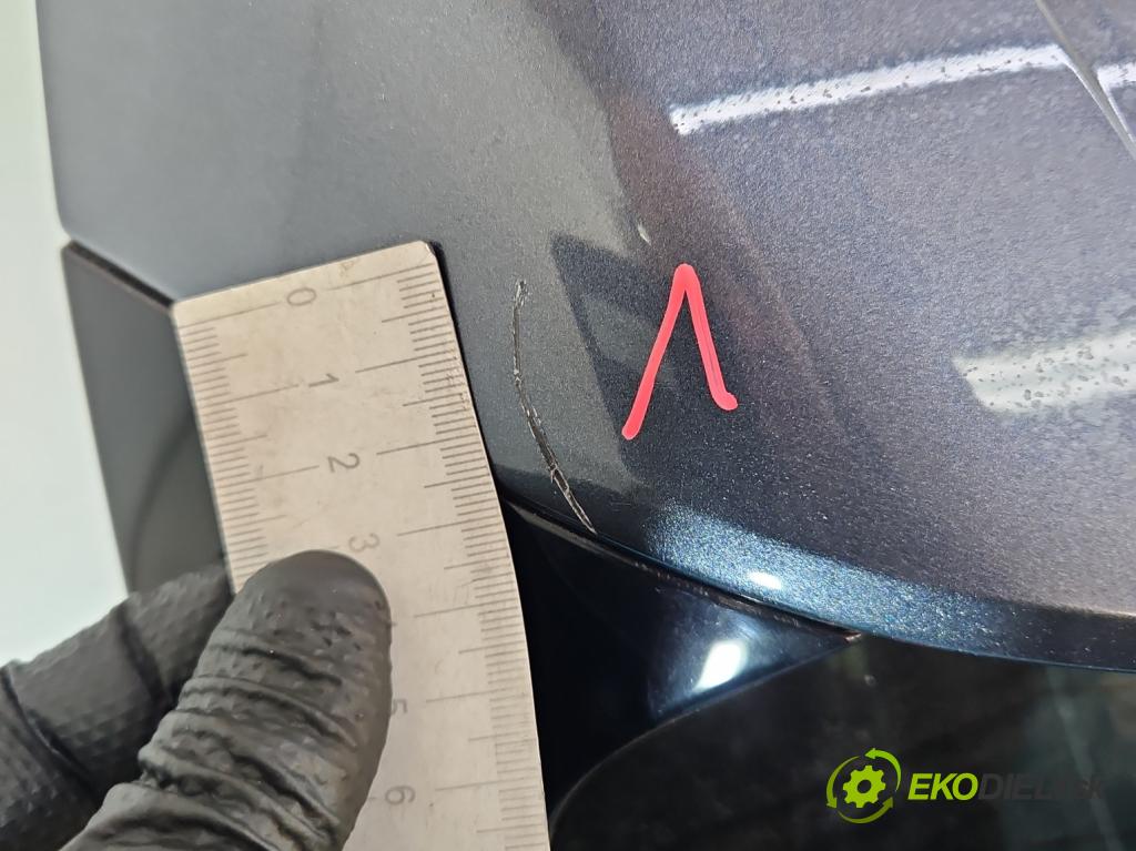 Renault Clio V 2019- 1.0 91 KM automatic 67 kW 999 cm3 5- zadna kufor  (Kapota zadná (kufor))