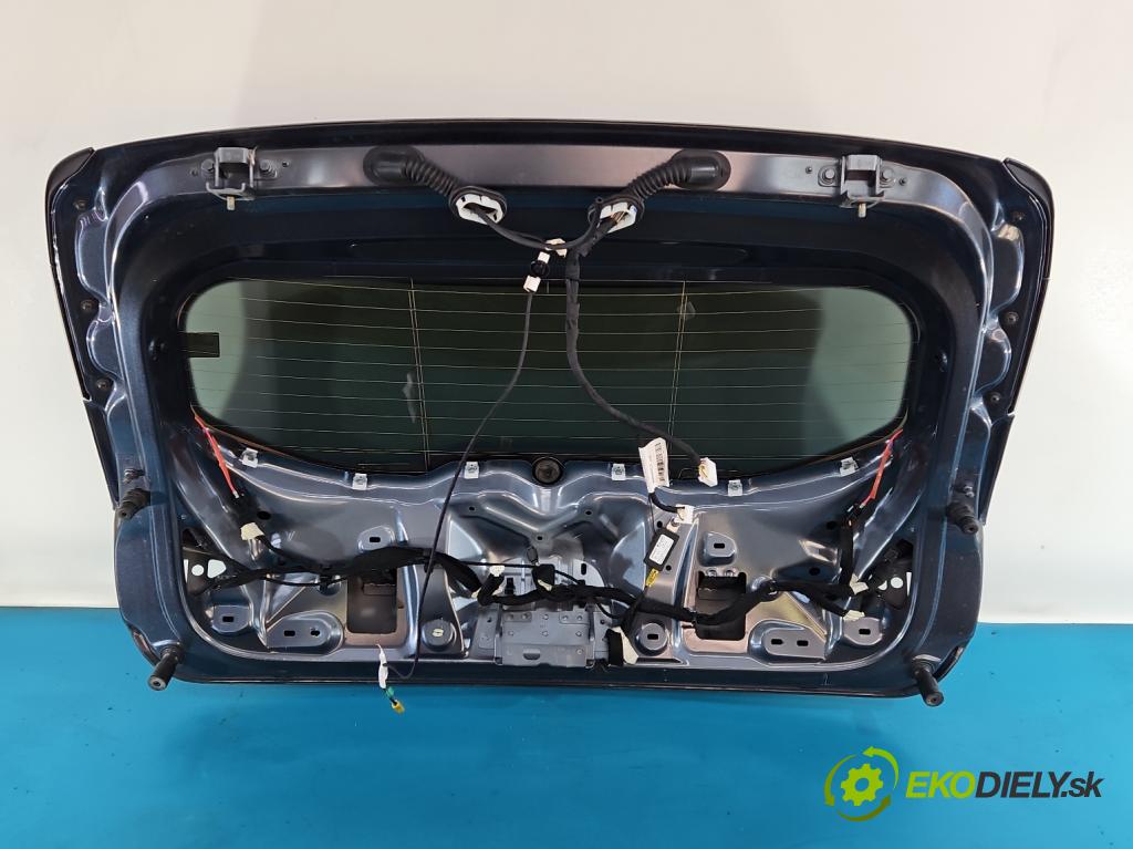 Renault Clio V 2019- 1.0 91 KM automatic 67 kW 999 cm3 5- zadna kufor  (Kapota zadná (kufor))