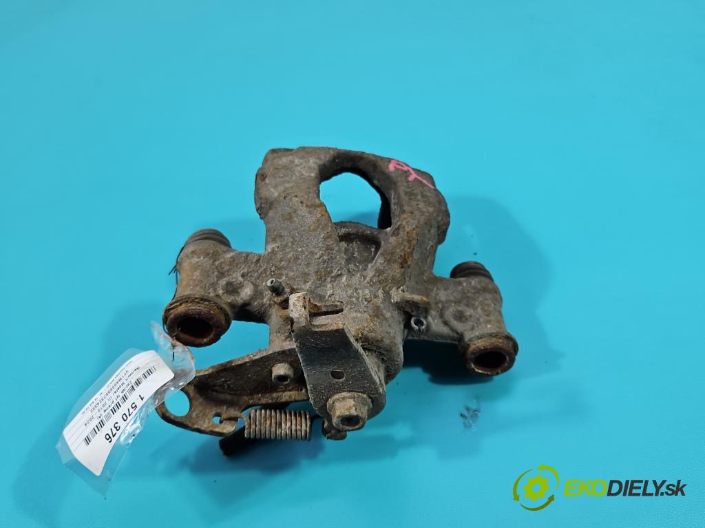 Renault Master III 2010-2024 2.3 dci 131 HP manual 96 kW 2299 cm3 5- brzdič zadné pravý  (Kľučka dverí ostatné)