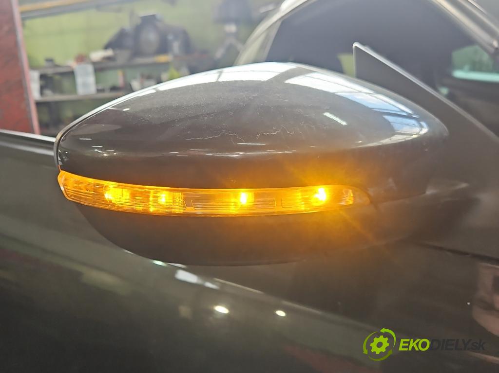 Vw Scirocco II 2008-2017 1.4 TSI 160 hp manual 118 kW 1390 cm3 3- zpětné zrcátko pravé  (Klika dveří ostatní)