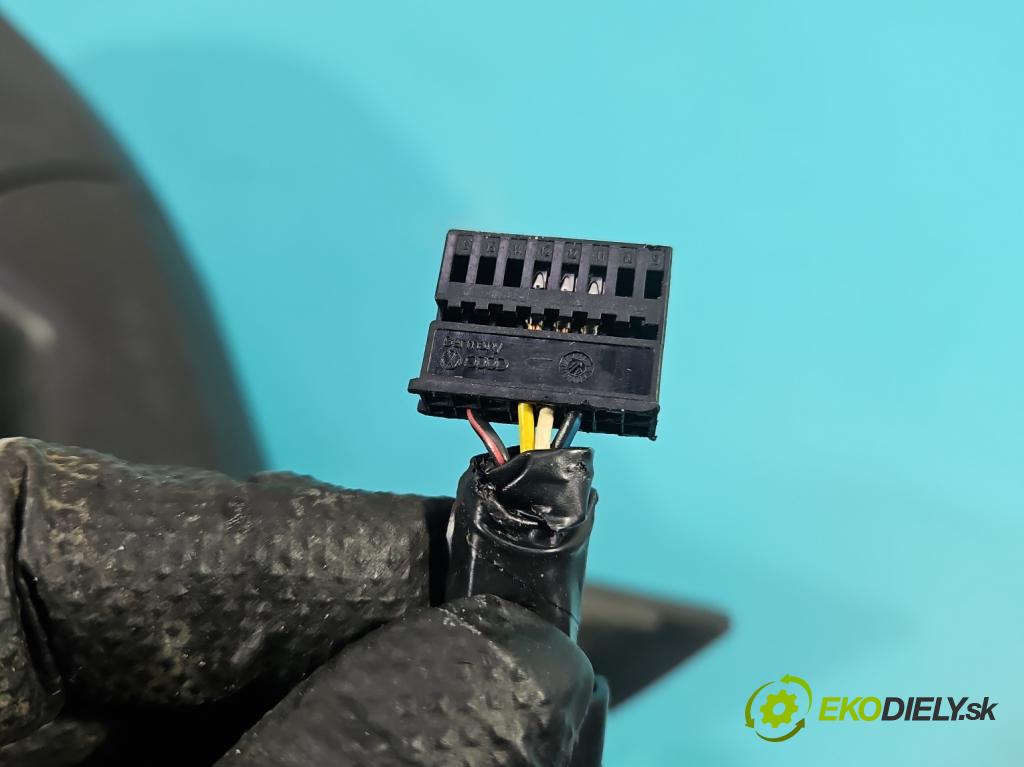 Vw Scirocco II 2008-2017 1.4 TSI 160 HP manual 118 kW 1390 cm3 3- zrkadlo pravé  (Kľučka dverí ostatné)