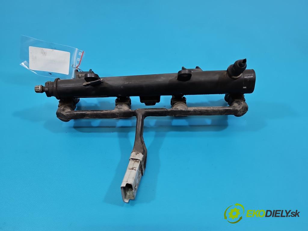 Peugeot 206 1.1 8V 60 HP manual 44.1 kW 1124 cm3 3- vstrek 0280156324 (Vstrekovač paliva)