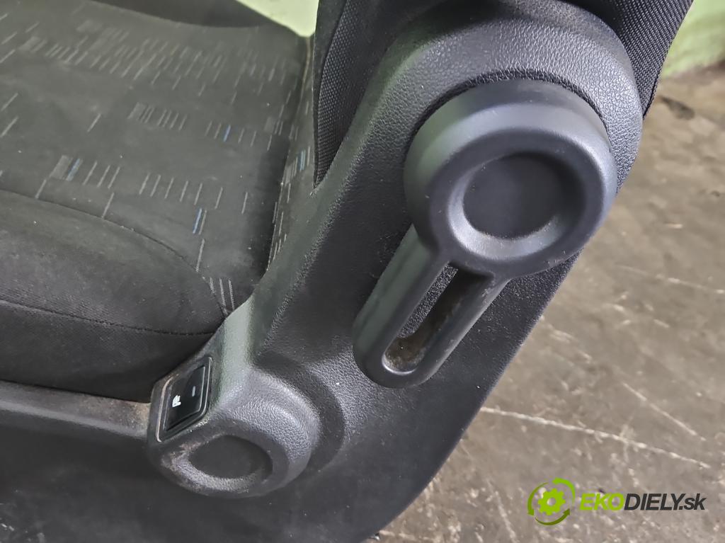 Citroen Berlingo II 2008-2018 1.6 hdi 90 hp manual 66 kW 1560 cm3 5- Sedadlo levý  (Sedadlo)