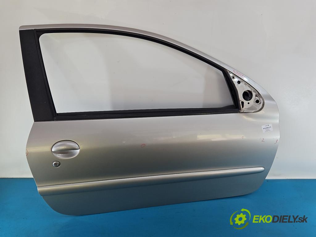 Peugeot 206 1.1 8V 60 HP manual 44.1 kW 1124 cm3 3- dvere predné pravé  (Kľučka dverí ostatné)
