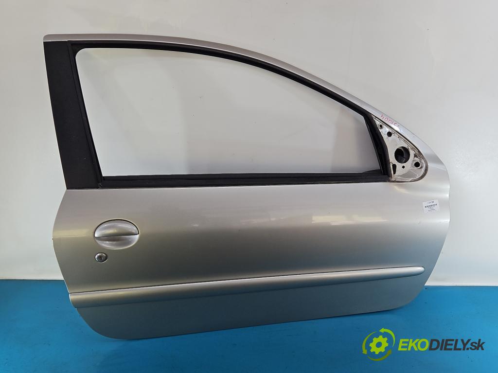 Peugeot 206 1.1 8V 60 HP manual 44.1 kW 1124 cm3 3- dvere predné pravé  (Kľučka dverí ostatné)